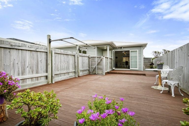 Photo of property in 269 Warspite Avenue, Waitangirua, Porirua, 5024