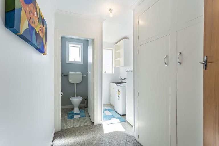 Photo of property in 160 Macandrew Road, South Dunedin, Dunedin, 9012