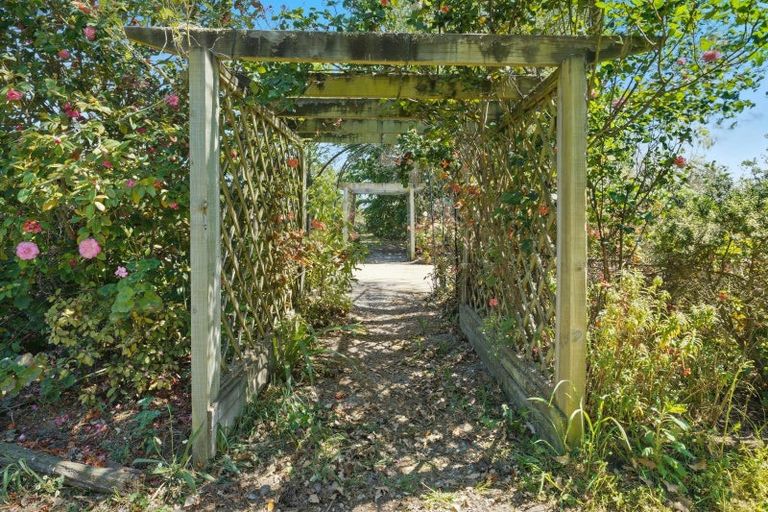 Photo of property in 128 Amberley Beach Road, Amberley, 7481