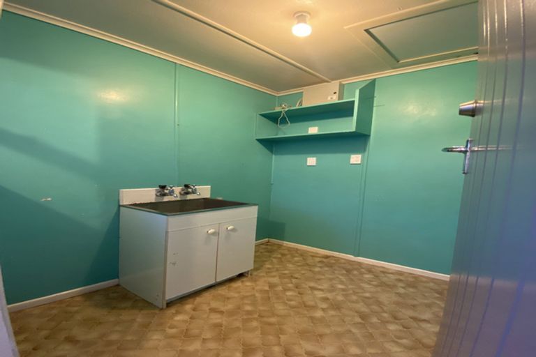 Photo of property in 65 Farquhar Road, Glendene, Auckland, 0602