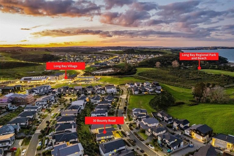 Photo of property in 30 Bounty Road, Long Bay, Auckland, 0630