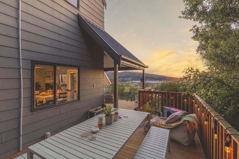 Photo of property in 1/8 Hobday Lane, Mount Pleasant, Christchurch, 8081