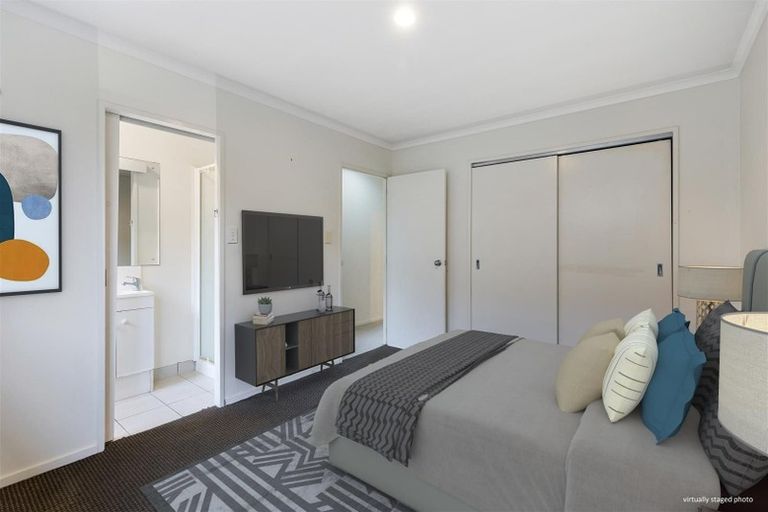 Photo of property in 30b Kayes Road, Pukekohe, 2120