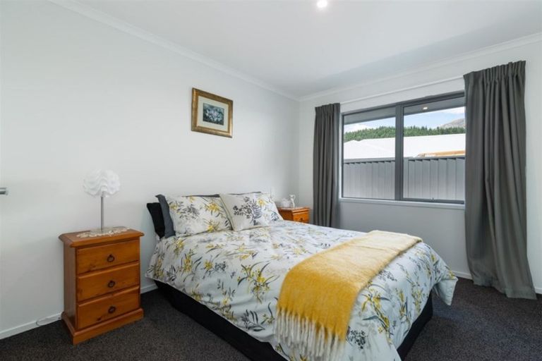 Photo of property in 23 Myles Way, Lower Shotover, Queenstown, 9304