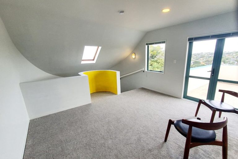 Photo of property in 1/38 Gulf View Road, Murrays Bay, Auckland, 0630