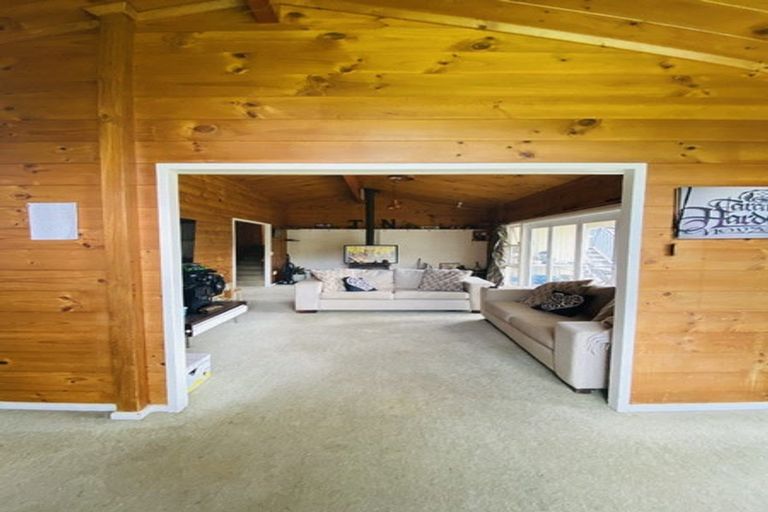 Photo of property in 72-74 Dublin Street, Martinborough, 5711