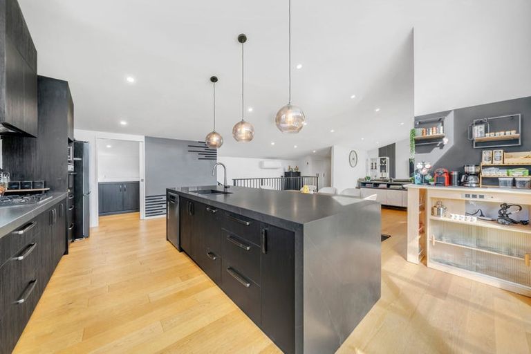 Photo of property in 6 Mara Waina Place, Swanson, Auckland, 0614