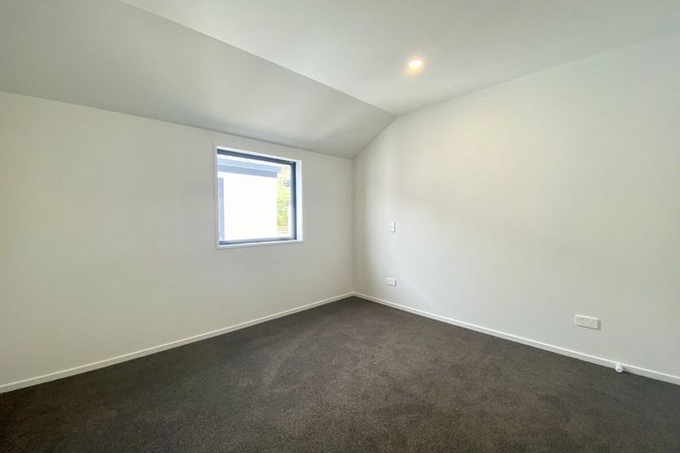 Photo of property in 17 Wheatsheaf Lane, Heathcote Valley, Christchurch, 8022