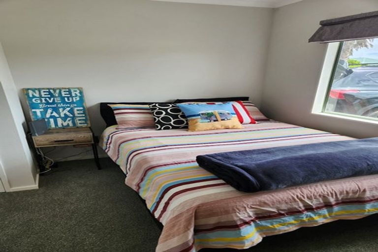 Photo of property in 130 Bream Bay Drive, Ruakaka, 0116