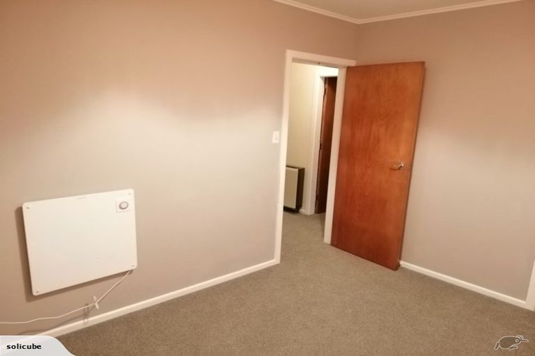 Photo of property in 32 Arapiko Street, Johnsonville, Wellington, 6037