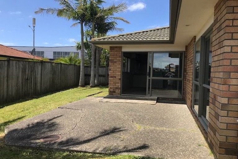 Photo of property in 300 Murphys Road, Flat Bush, Auckland, 2019