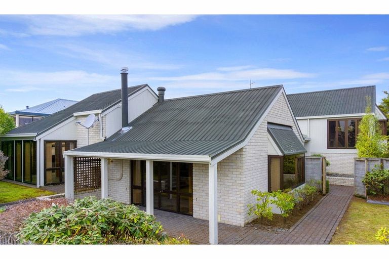 Photo of property in 20 Kurupae Road, Hilltop, Taupo, 3330