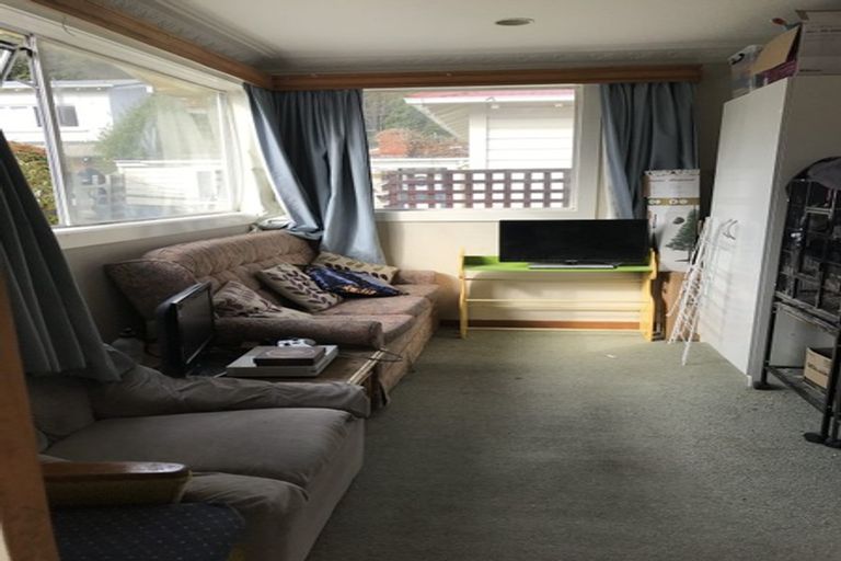 Photo of property in 56 Howe Street, North Dunedin, Dunedin, 9016