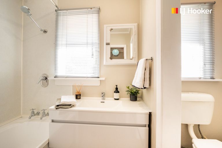 Photo of property in 346 Kenmure Road, Kenmure, Dunedin, 9011