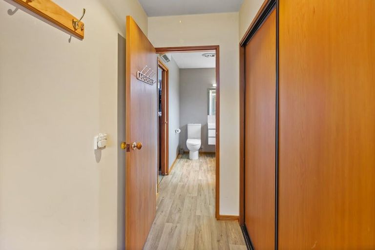 Photo of property in 2/113 Avonhead Road, Avonhead, Christchurch, 8042