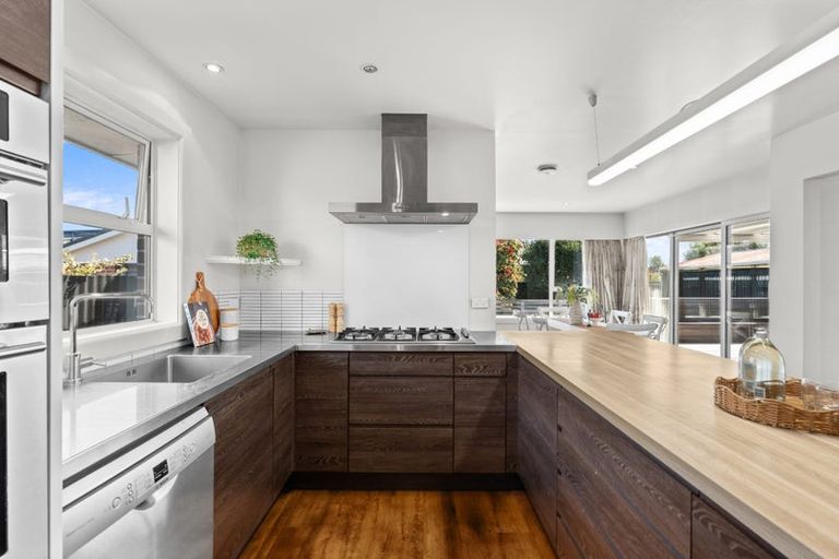Photo of property in 57 Liverton Crescent, Bishopdale, Christchurch, 8053
