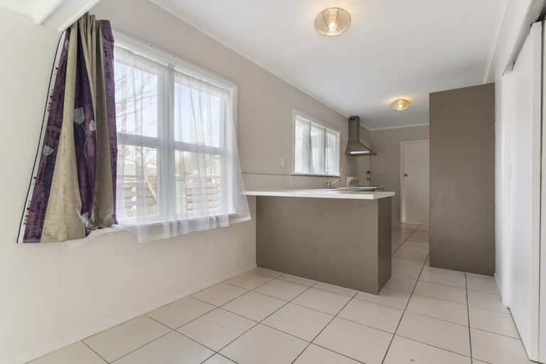 Photo of property in 17 Wilson Place, Papakura, 2110