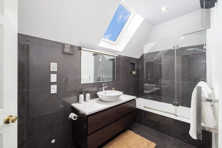 Photo of property in 88 Lake Terrace Road, Burwood, Christchurch, 8061