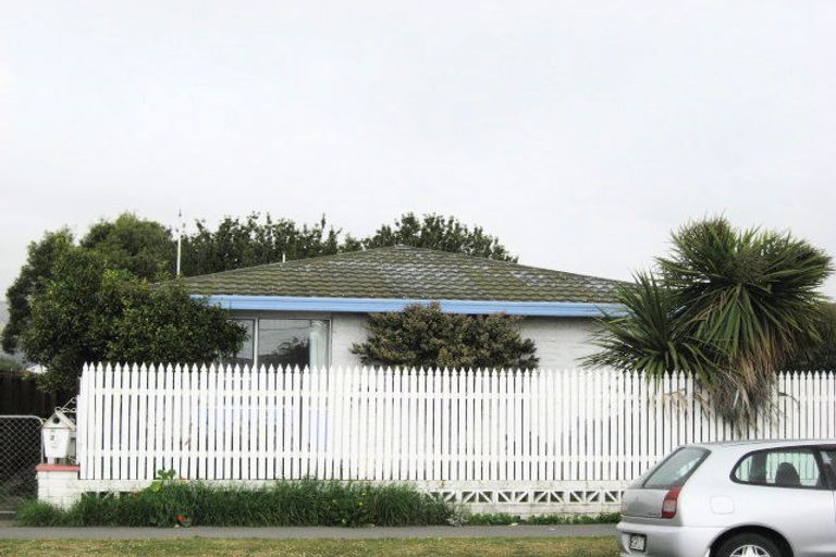 Photo of property in 2/22 Bayswater Crescent, Bromley, Christchurch, 8062