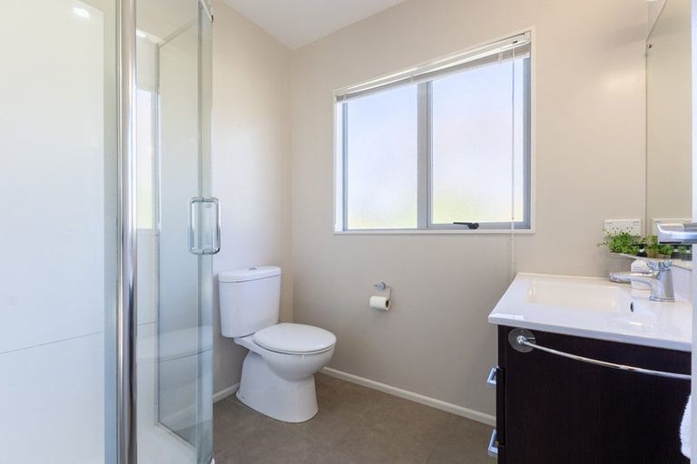 Photo of property in 24a Nathan Avenue, Paraparaumu Beach, Paraparaumu, 5032