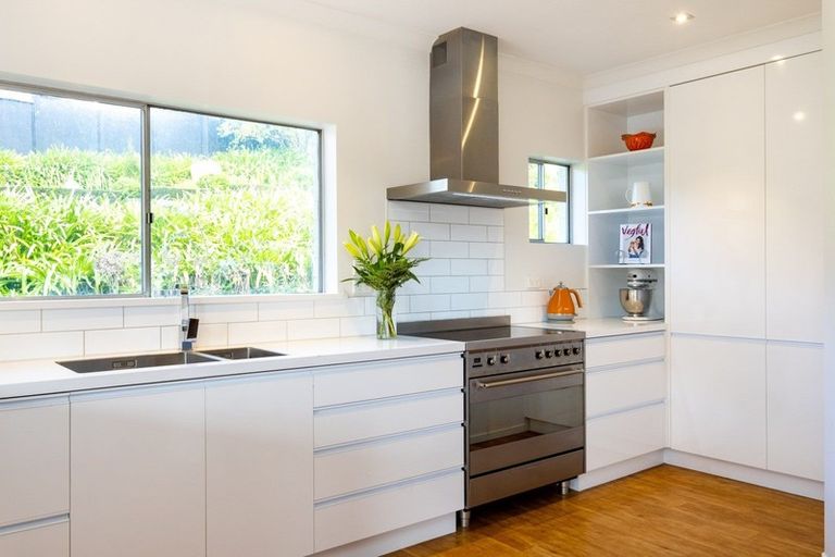 Photo of property in 64 Mchardy Street, Havelock North, 4130