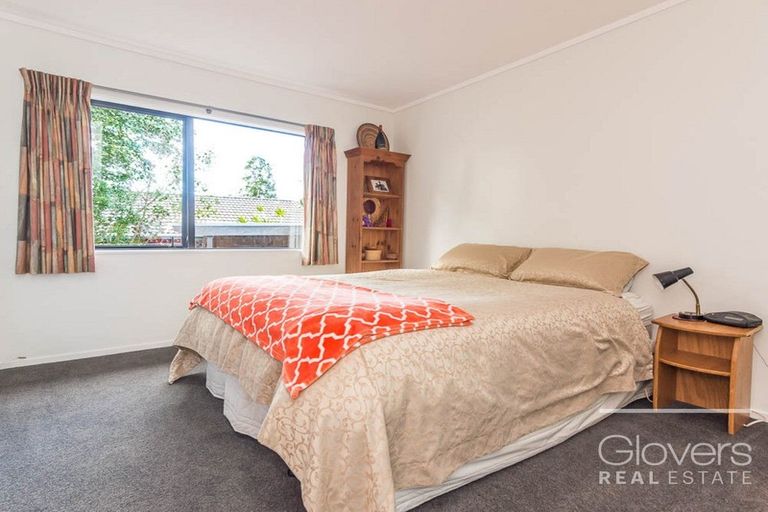 Photo of property in 4/109 Don Buck Road, Massey, Auckland, 0614