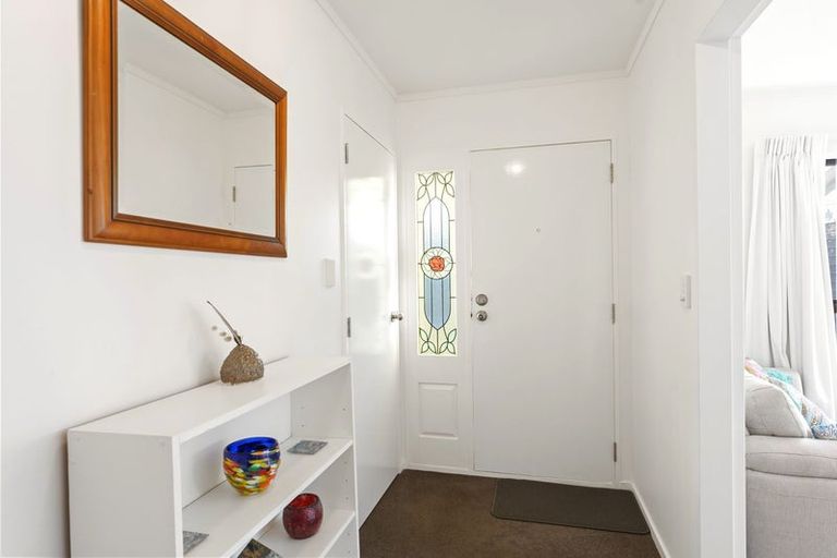 Photo of property in 23 Reeves Street, Waikanae Beach, Waikanae, 5036