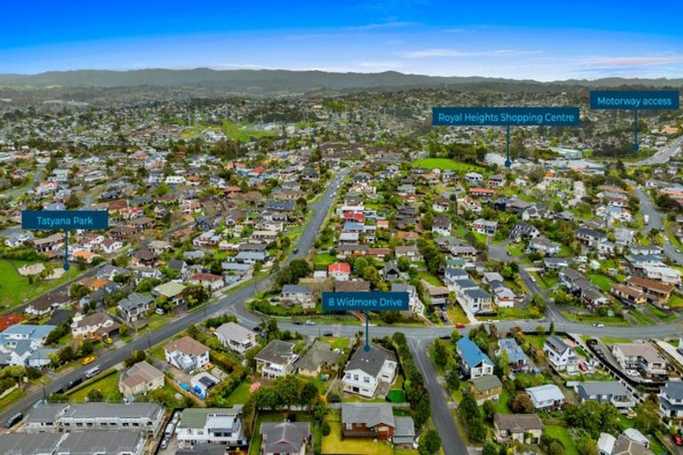Photo of property in 8 Widmore Drive, Massey, Auckland, 0614