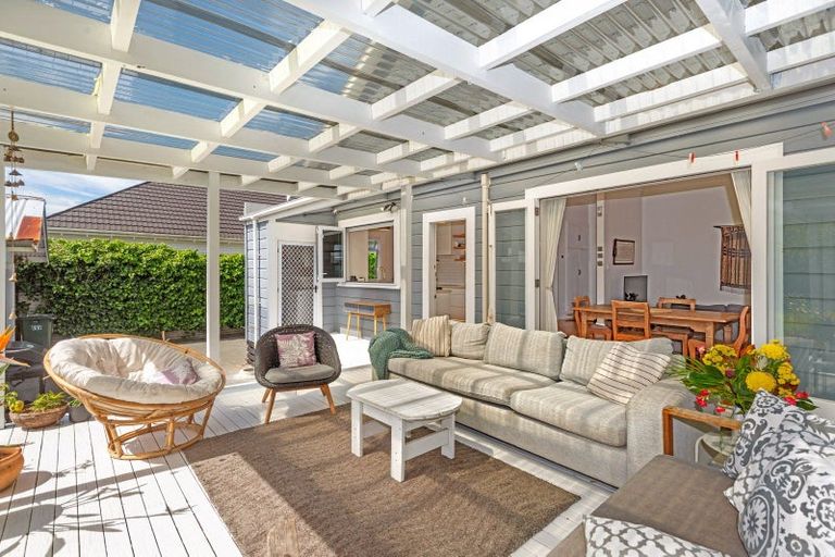 Photo of property in 138 Fox Street, Whataupoko, Gisborne, 4010