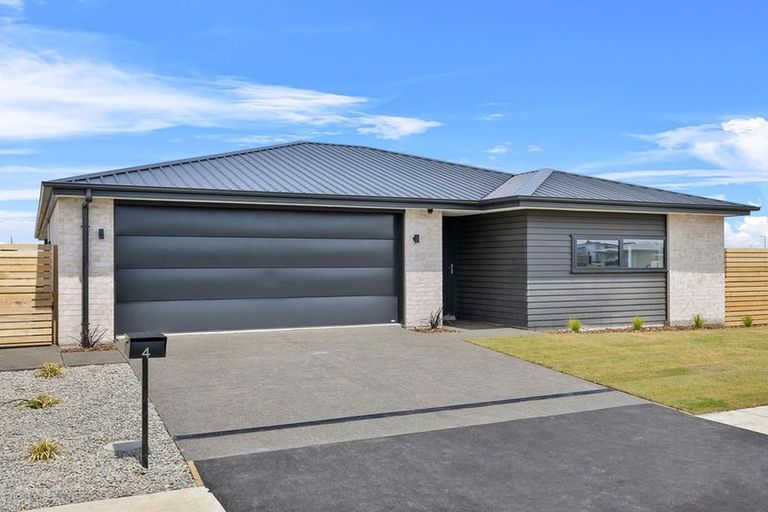 Photo of property in 6 Kite Street, Rolleston, 7614