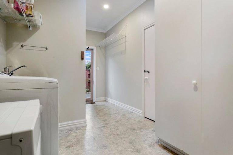 Photo of property in 30 Sheridan Crescent, Leamington, Cambridge, 3432