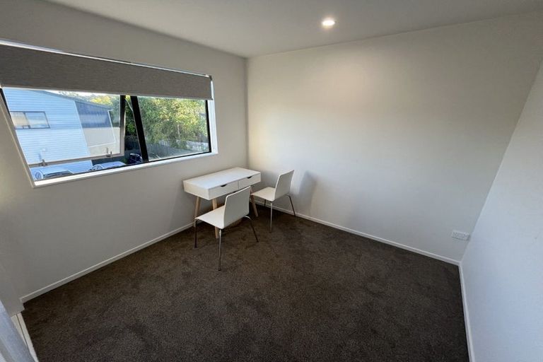 Photo of property in 8/106 Triangle Road, Massey, Auckland, 0614