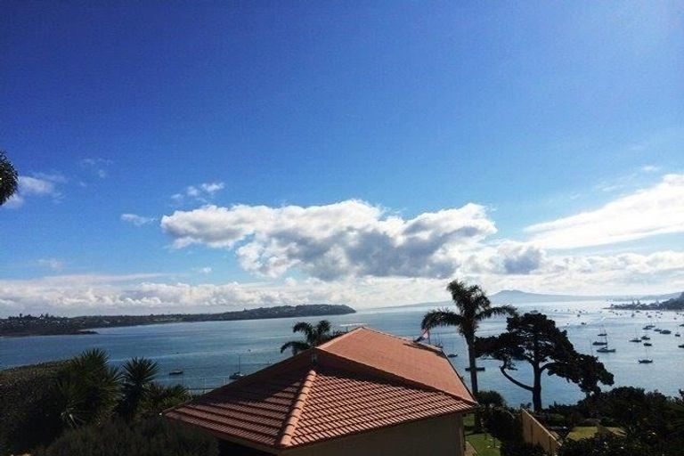 Photo of property in 1/37 Takutai Avenue, Half Moon Bay, Auckland, 2012