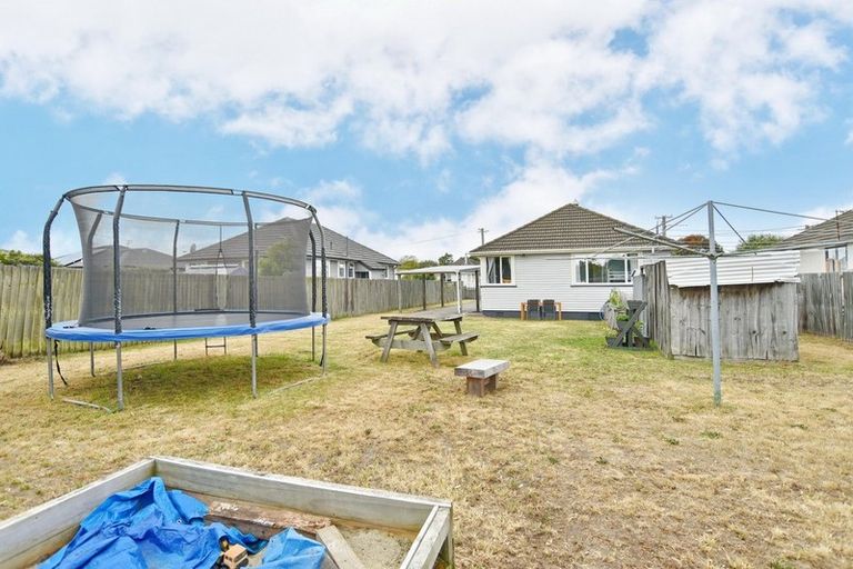 Photo of property in 87 Baynes Street, Burwood, Christchurch, 8083