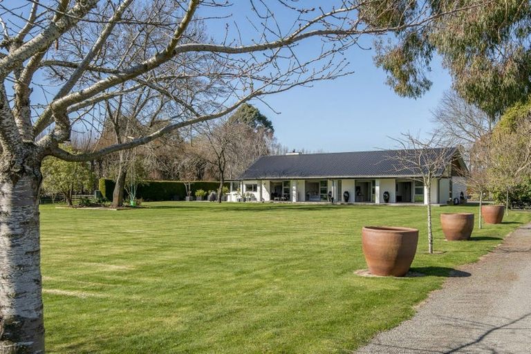 Photo of property in 569 Johns Road, Harewood, Christchurch, 8051
