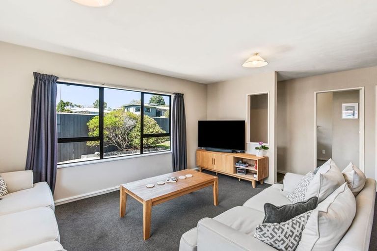 Photo of property in 37 Campbell Avenue, Paraparaumu, 5032