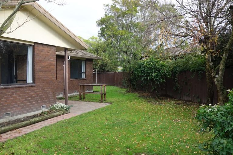 Photo of property in 2/16a Ward Street, Addington, Christchurch, 8024