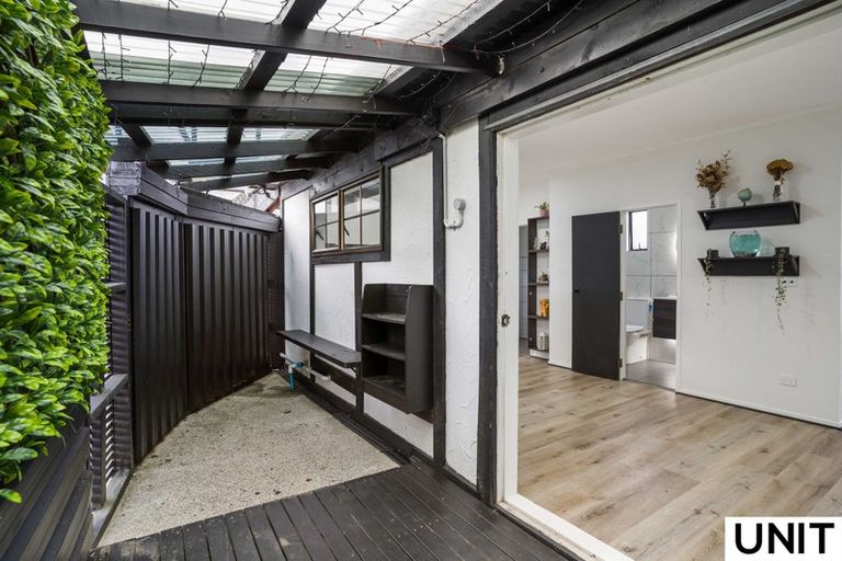 Photo of property in 6 Carnoustie Drive, Wattle Downs, Auckland, 2103