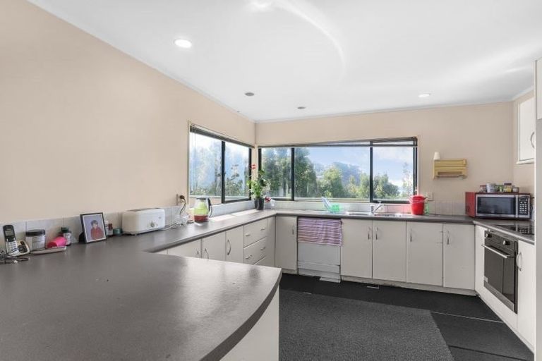 Photo of property in 12a Himalaya Crescent, Lynfield, Auckland, 1042