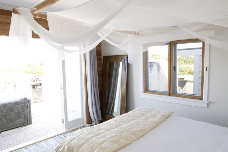 Photo of property in 9 Sea View Road, Leigh, Warkworth, 0985