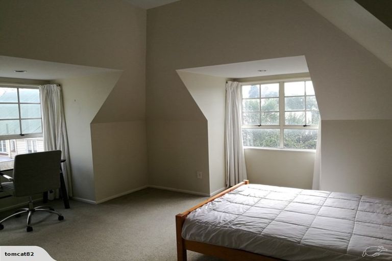 Photo of property in 70a Straven Road, Fendalton, Christchurch, 8014