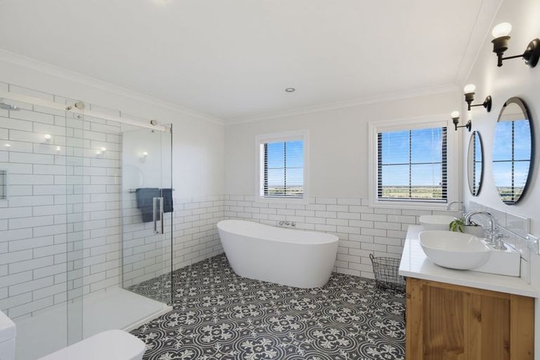 Photo of property in 338 Catherwoods Road, Cust, Rangiora, 7471