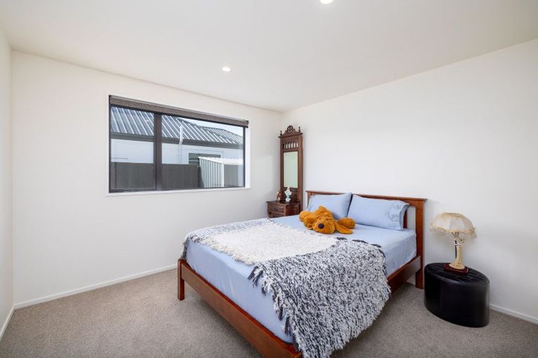 Photo of property in 18 Tiritiri Moana Drive, Pegasus, 7612