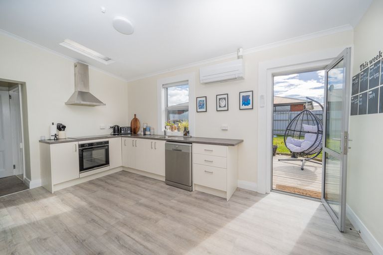 Photo of property in 22 Clutha Street, Alexandra, 9320