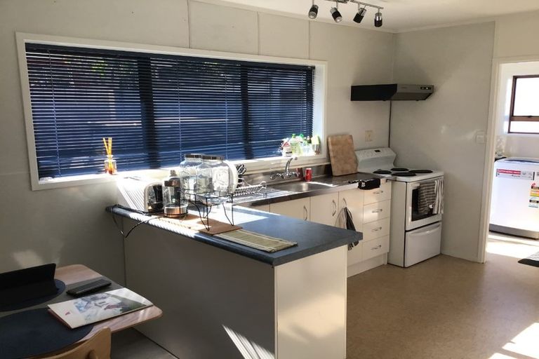 Photo of property in 1/324 Great South Road, Opaheke, Papakura, 2113