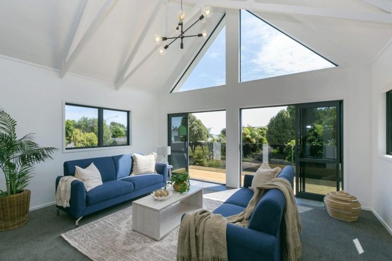 Photo of property in 2 Motukari Place, Onaero, Waitara, 4383