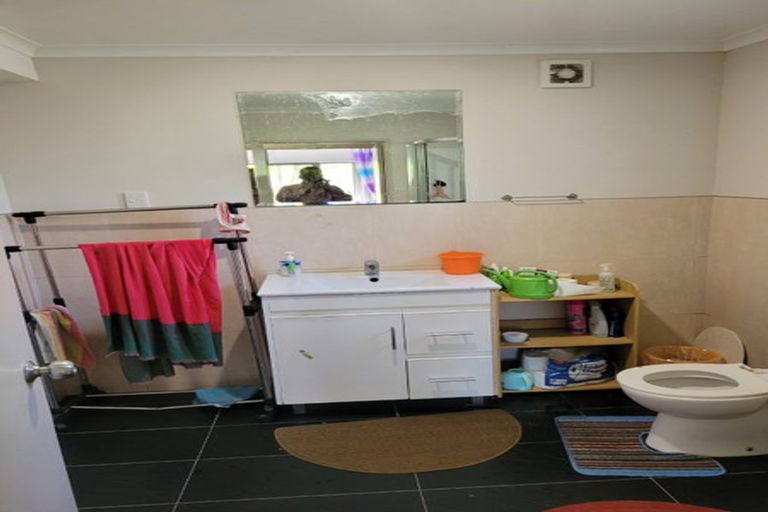 Photo of property in 4c Kelkirk Street, Kelston, Auckland, 0602