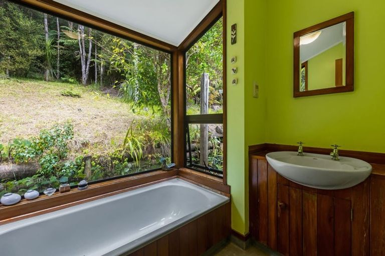 Photo of property in 73 Campbell Road, Totara North, Kaeo, 0479