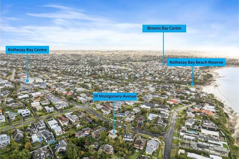 Photo of property in 39 Montgomery Avenue, Rothesay Bay, Auckland, 0630