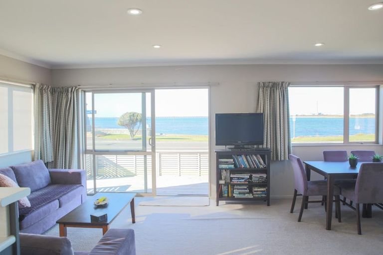 Photo of property in 2 Burrows Street, Bluff, 9814